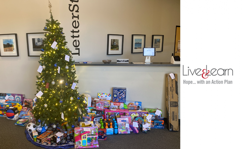 LetterStream’s Dear Santa Toy Drive to Benefit Live & Learn AZ