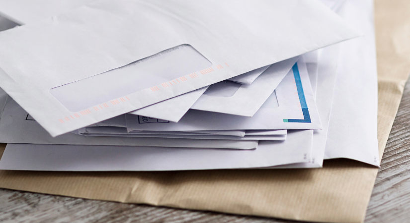 Undeliverable mail can be avoided.